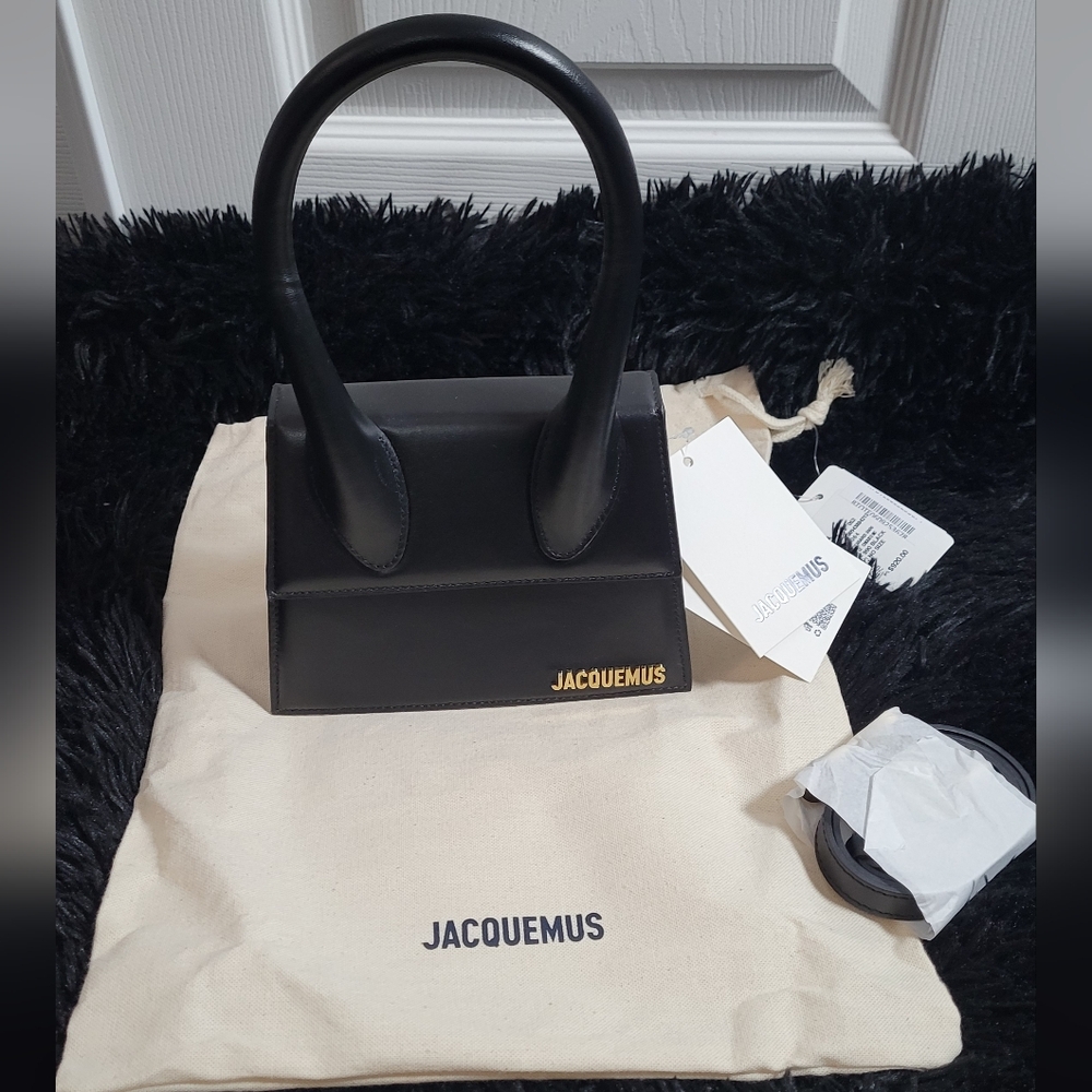 Jacquemus Le Chiquito Moyen